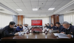 集团党委召开理论学习中心组2025年第2次学习会议